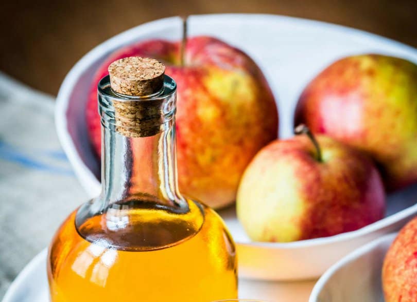 ¿Por Qué Enjuagar Tu Cabello Con Vinagre De Manzana? + Receta De Enjuague   La Guía de las Vitaminas